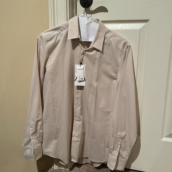 Zara Beige Button Down Shirt - Picture 3 of 4